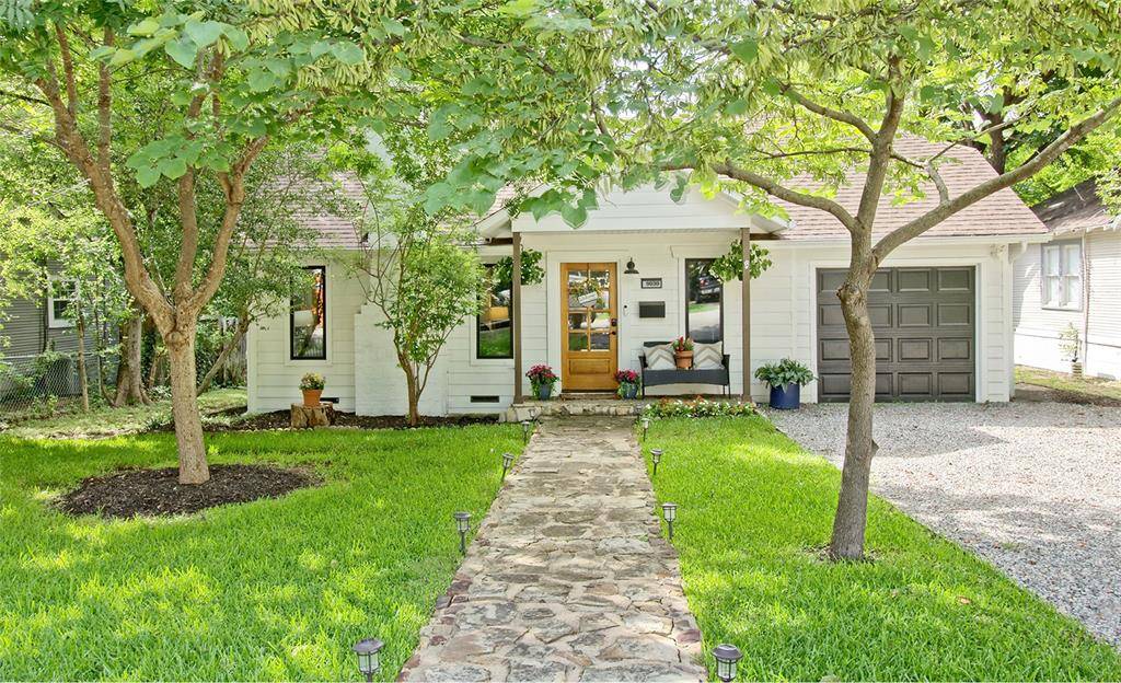 9030 San Benito Way, Dallas, TX 75218