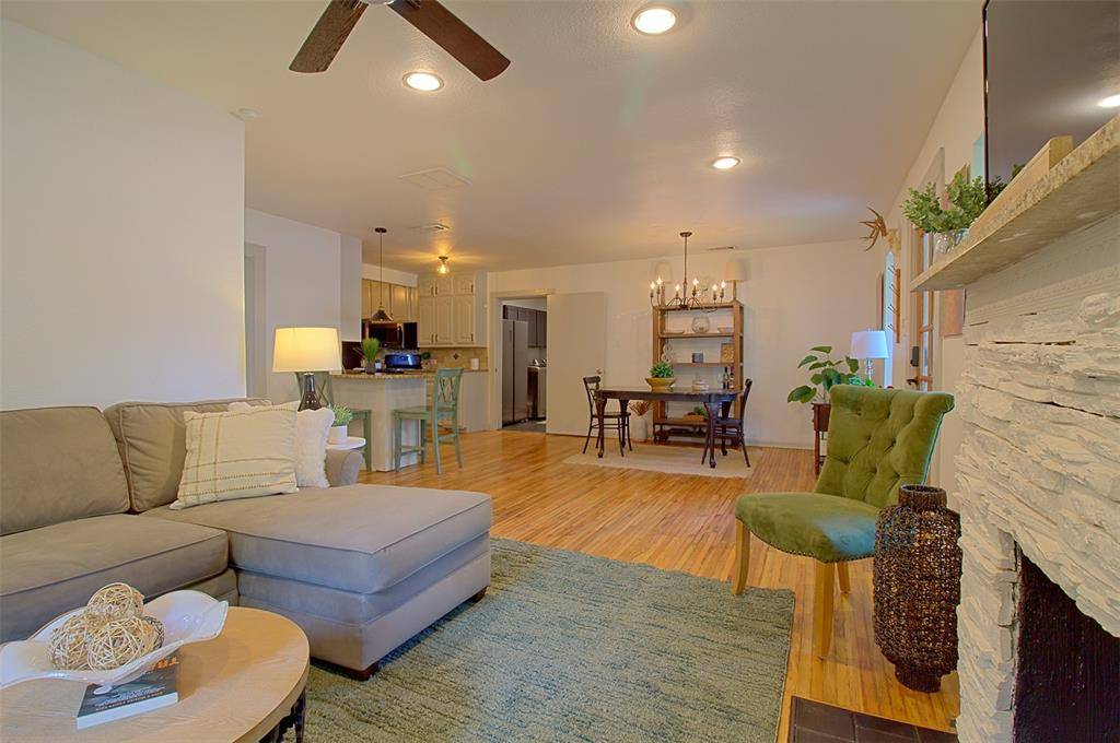 9030 San Benito Way, Dallas, TX 75218