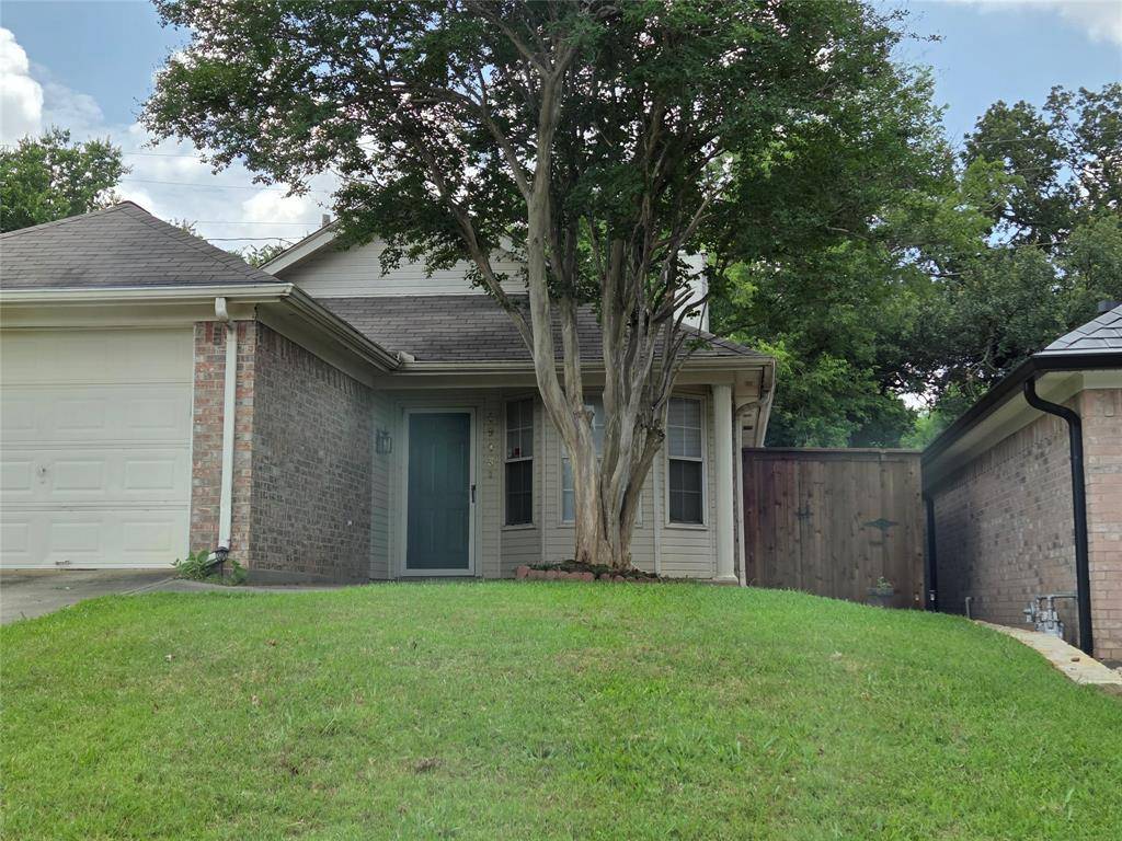 1918 Lee Drive, Denton, TX 76209