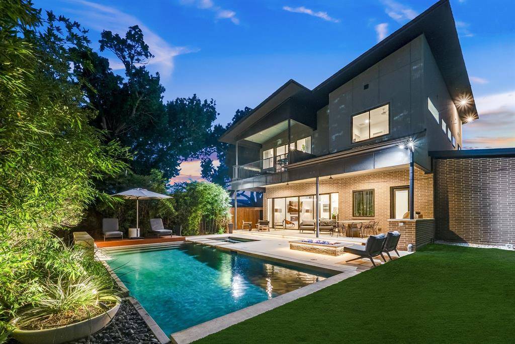 9960 Mixon Drive, Dallas, TX 75220