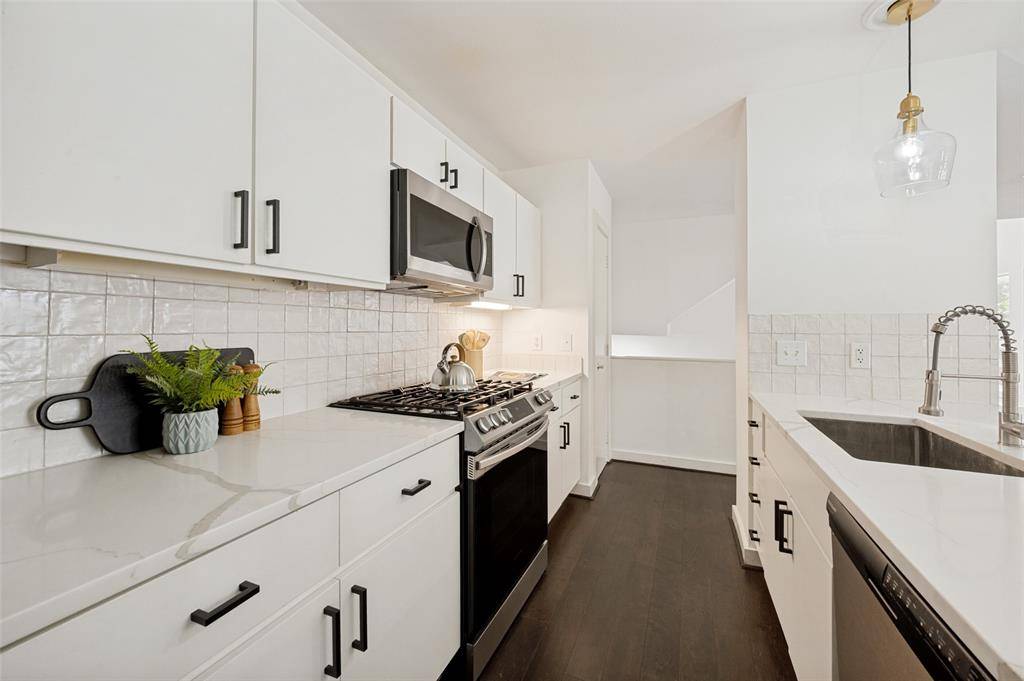 3828 San Jacinto Street, Dallas, TX 75204