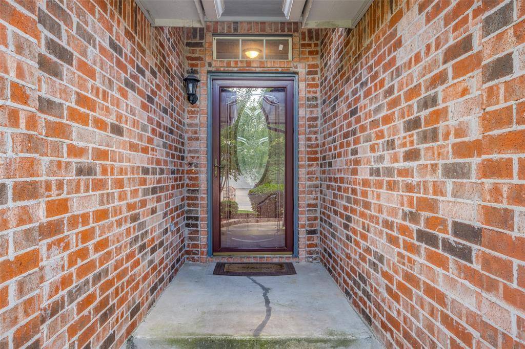 520 Chateau Court, Denton, TX 76209