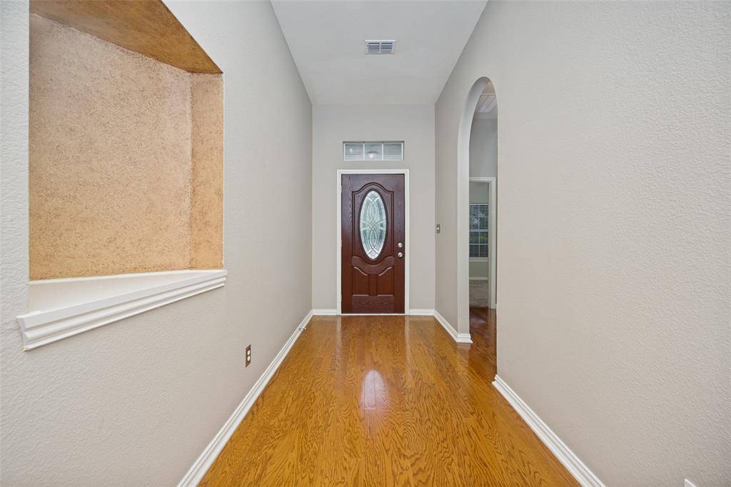 520 Chateau Court, Denton, TX 76209