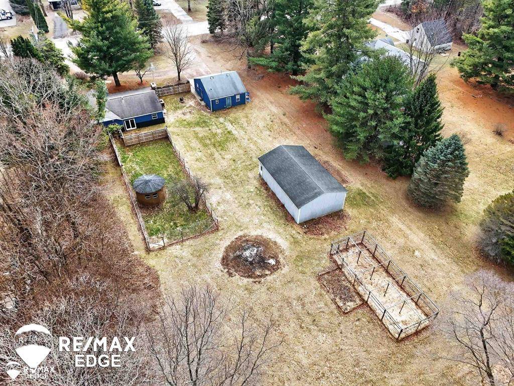 494 W Barnes Lake RD, Deerfield Twp, MI 48421