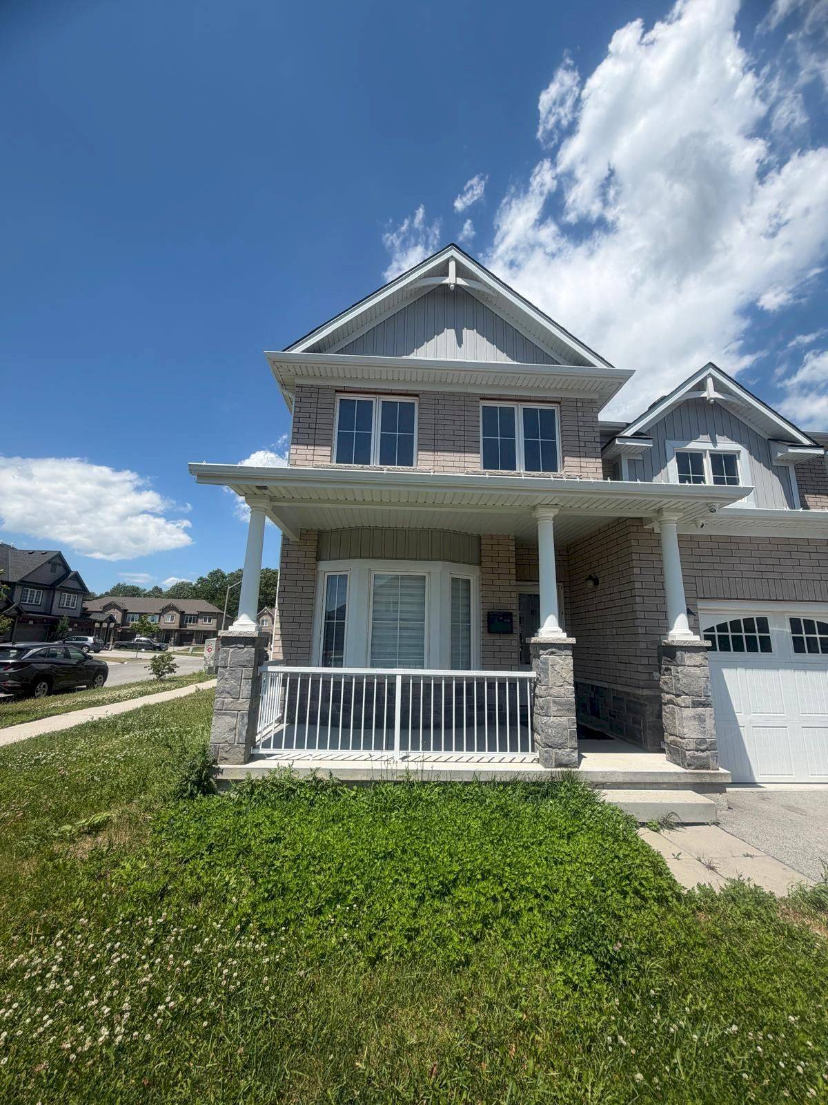 14 Overholt DR, Thorold, ON L0S 1K0