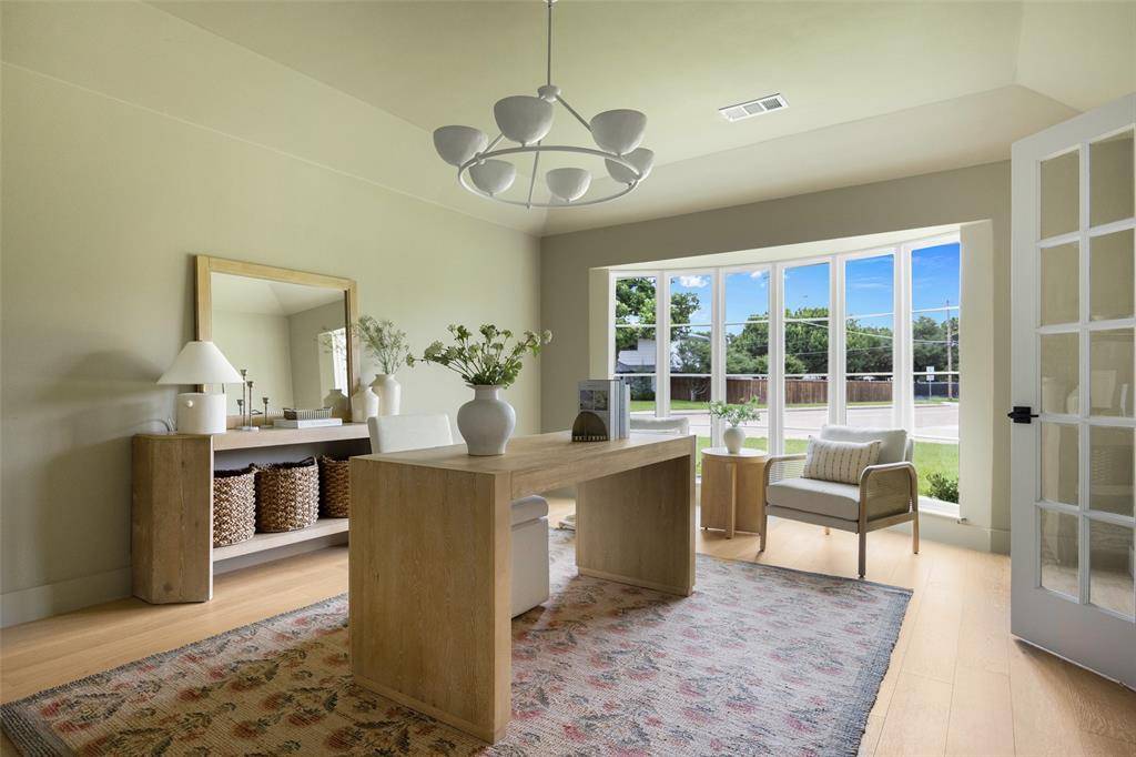 4565 Forest Bend Road, Dallas, TX 75244