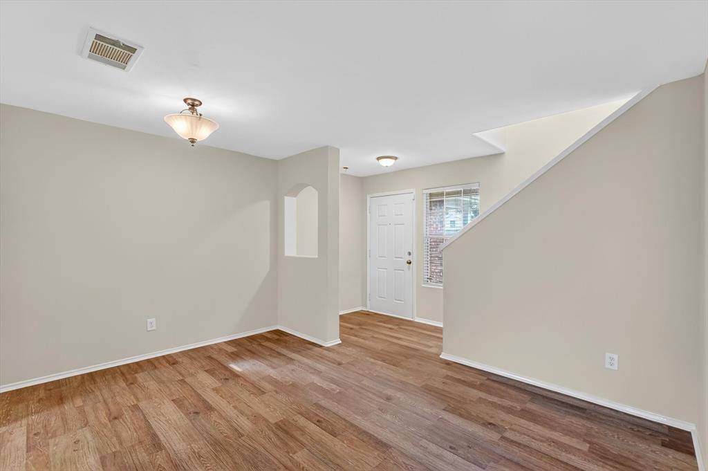 7401 Cowhand Court, Fort Worth, TX 76131