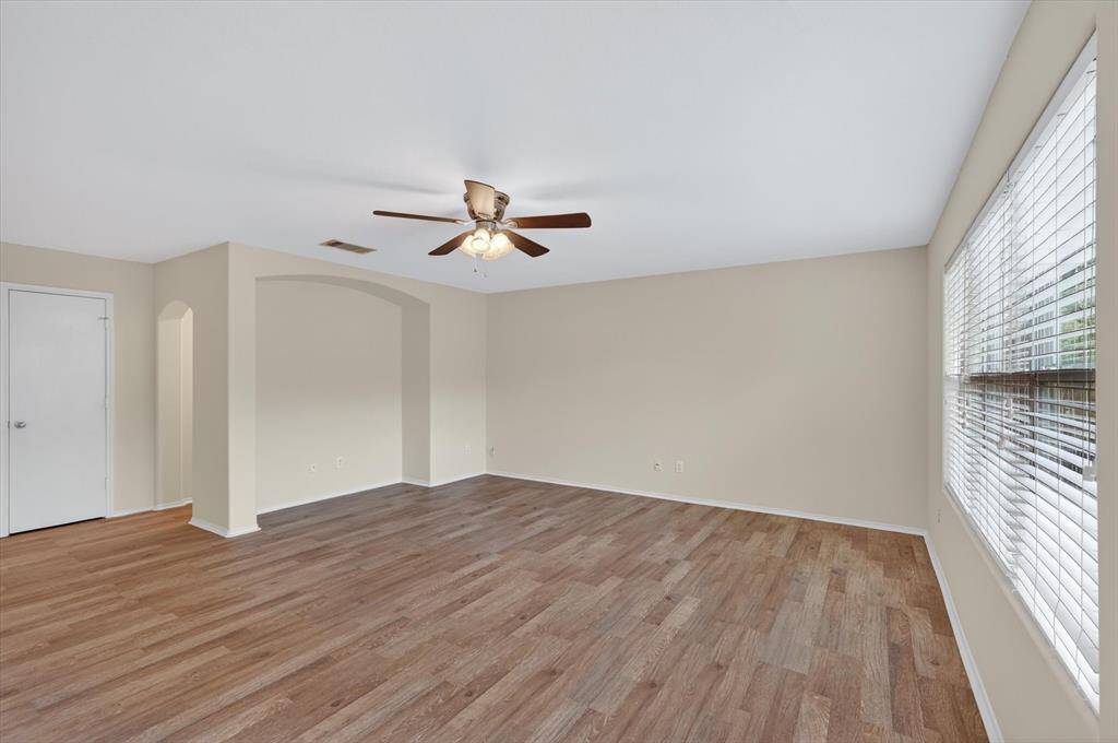 7401 Cowhand Court, Fort Worth, TX 76131