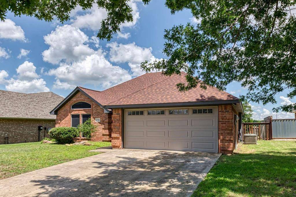 2720 Stephen Drive, Denton, TX 76207