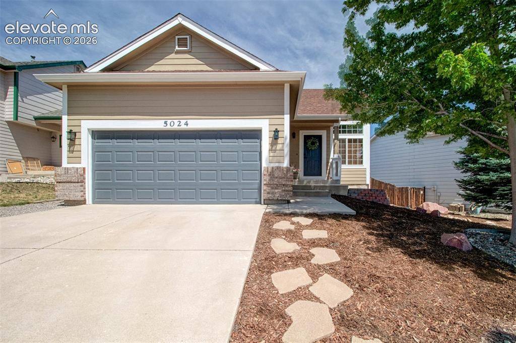 5024 PRAIRIE GRASS LN, Colorado Springs, CO 80922