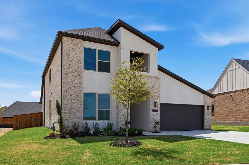 7317 Saker Street, Fort Worth, TX 76179