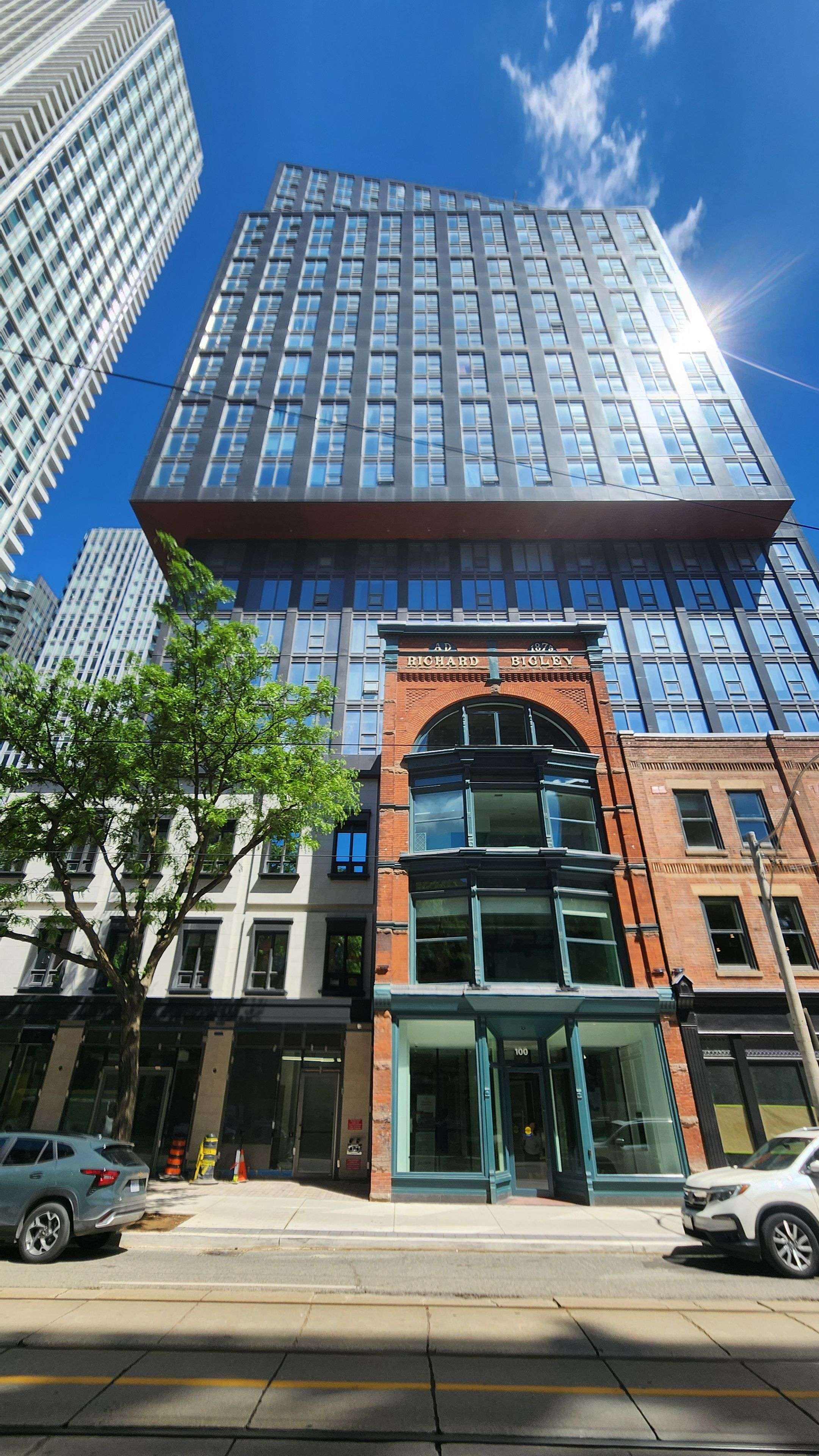 100 Queen ST E #1503, Toronto C08, ON M5C 0B5