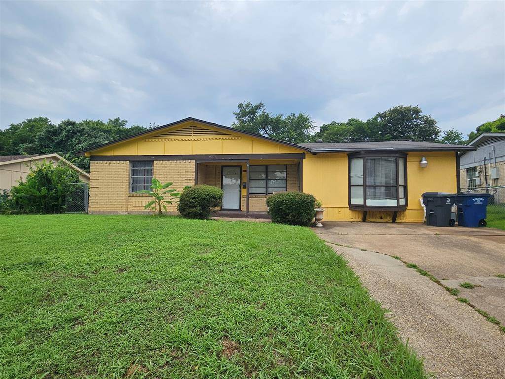 119 Palm Oak Drive, Dallas, TX 75217