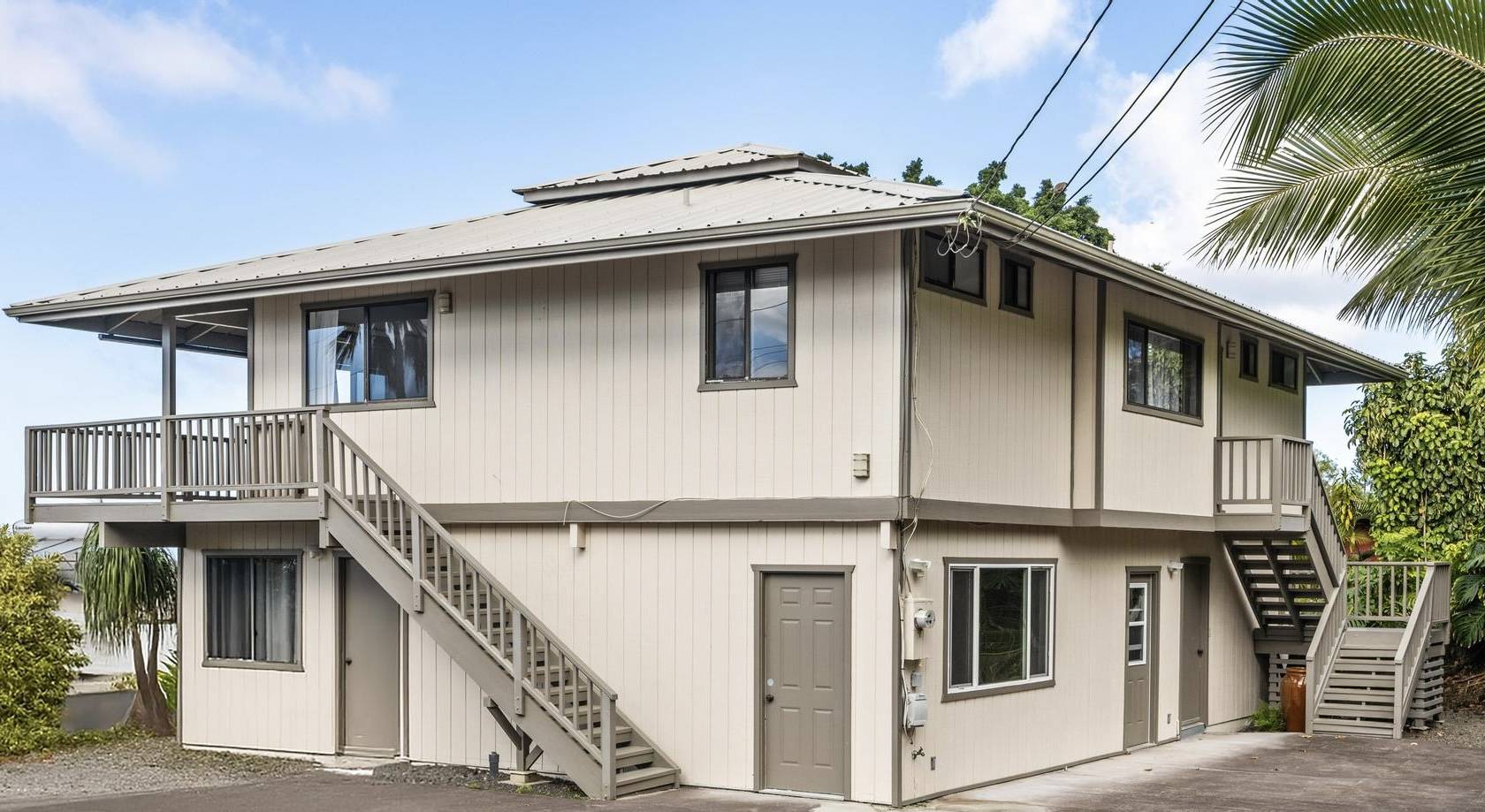73-1153 AHIKAWA ST #A & B, Kailua-kona, HI 96740