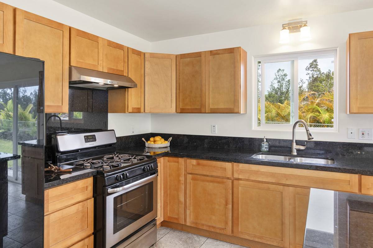 11-3269 HIBISCUS ST, Mountain View, HI 96771