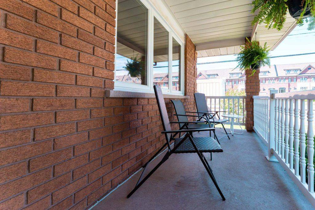 330 Hickory CIR, Oakville, ON L6H 4T5