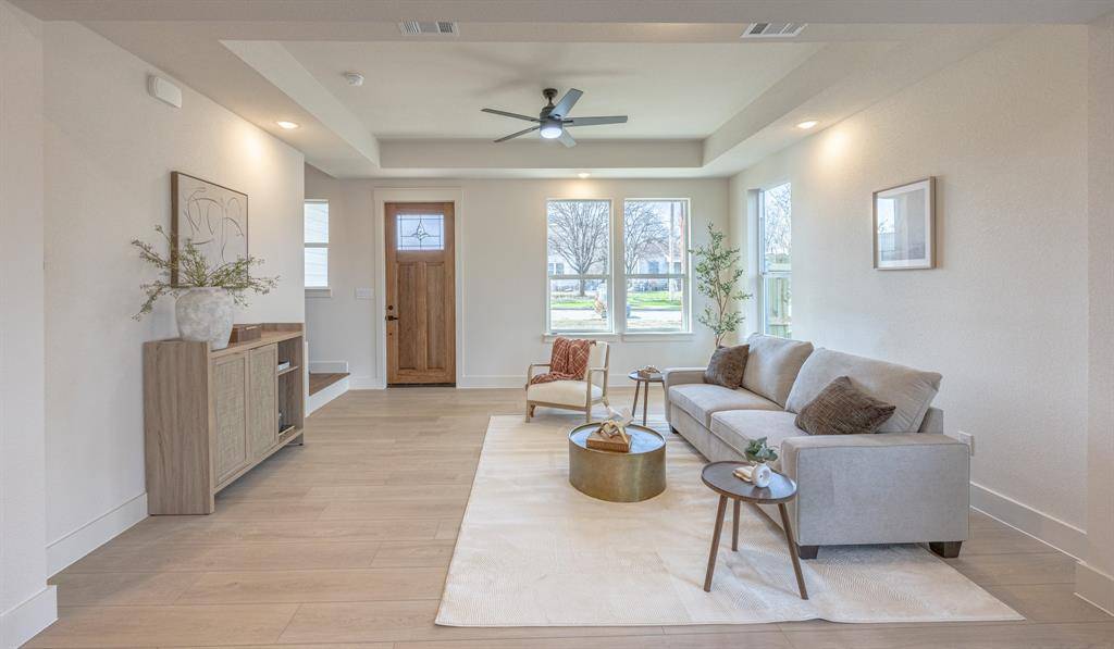 617 E Ramsey Avenue, Fort Worth, TX 76104