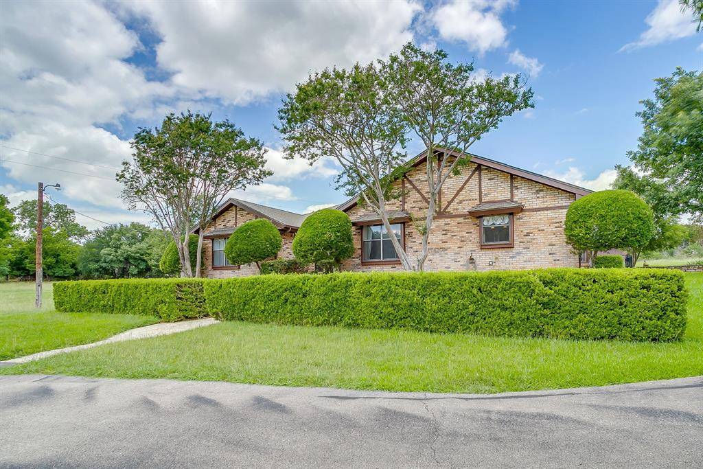 3503 Red Bud Drive, Weatherford, TX 76087