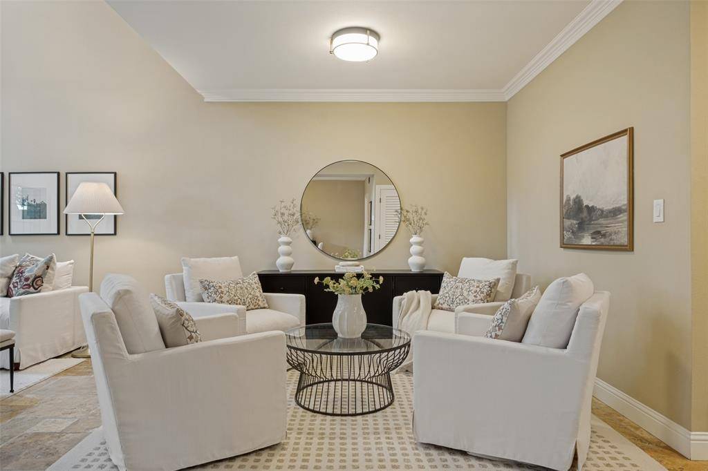 4390 Cochran Chapel Circle, Dallas, TX 75209