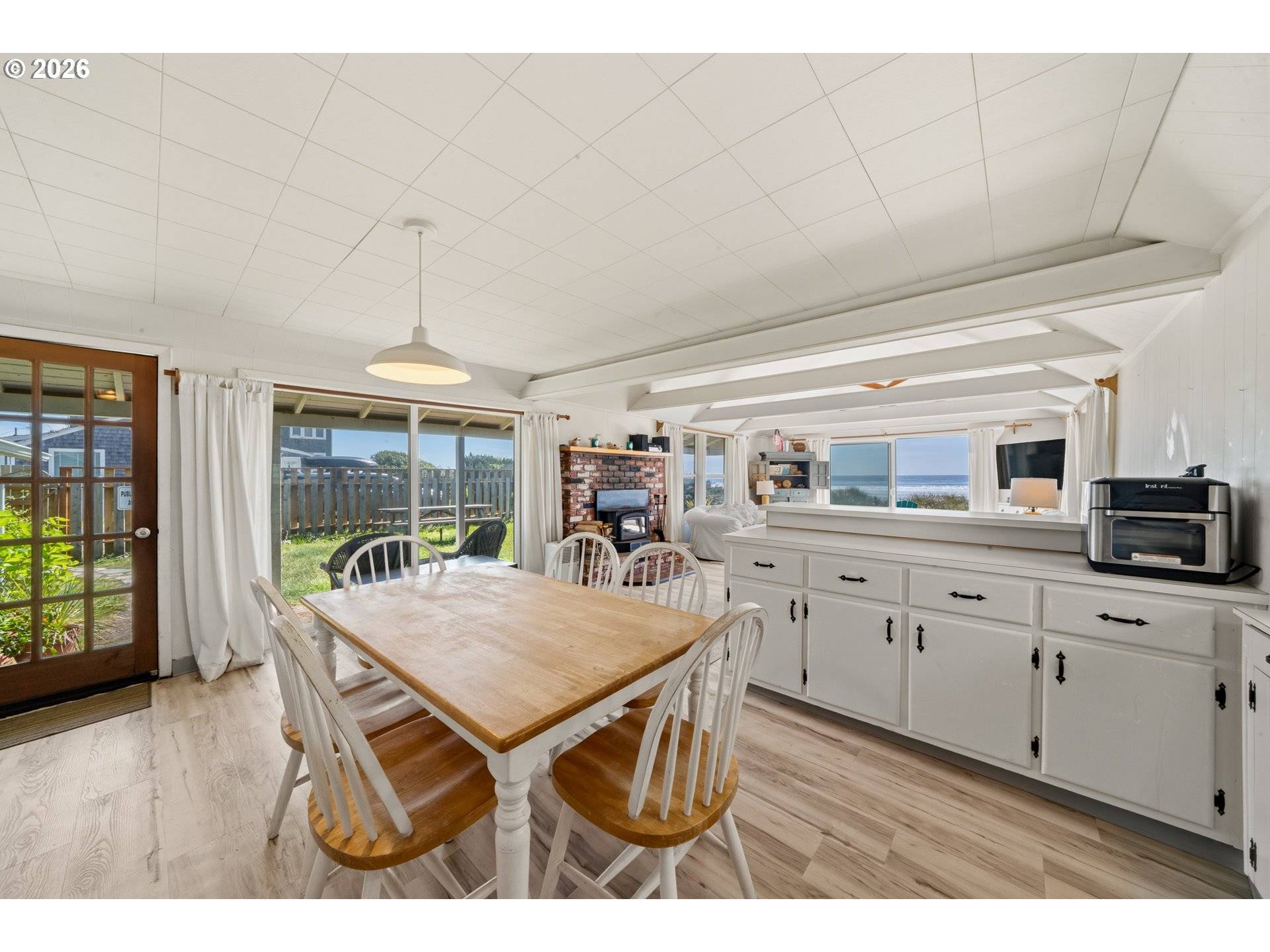 701 N PACIFIC ST, Rockaway Beach, OR 97136