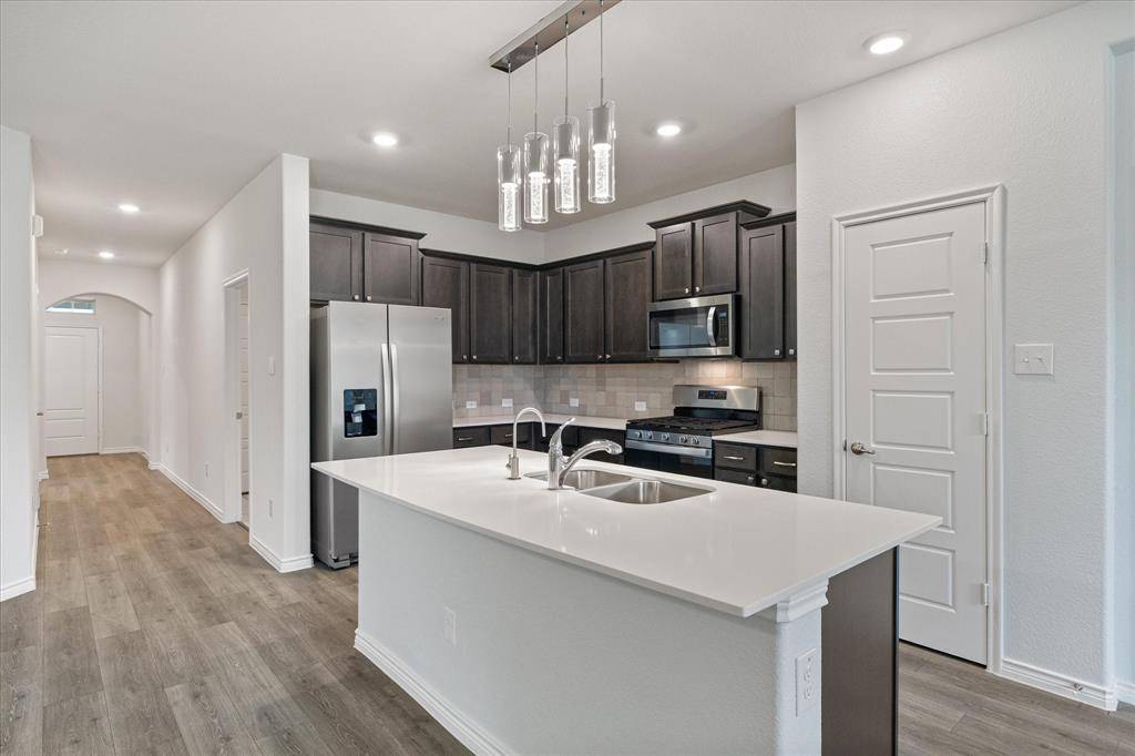 423 Highedge Drive, Fate, TX 75087