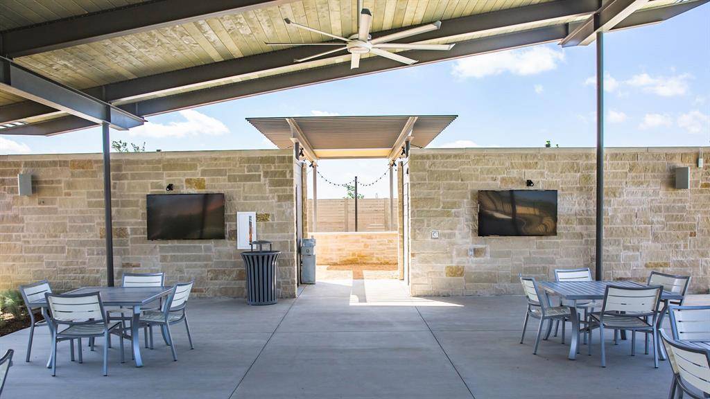 5808 Megs Creek Road, Fort Worth, TX 76126