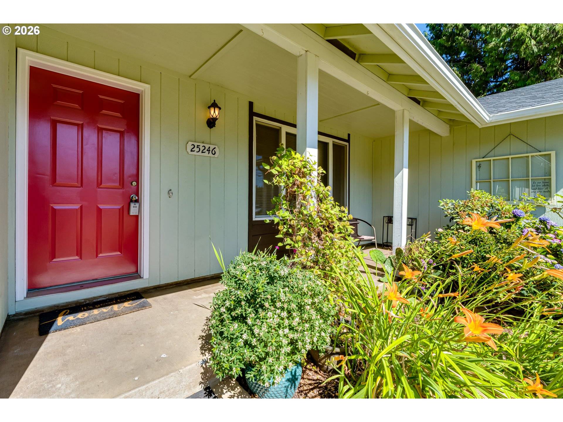 25246 E BOLTON RD, Veneta, OR 97487