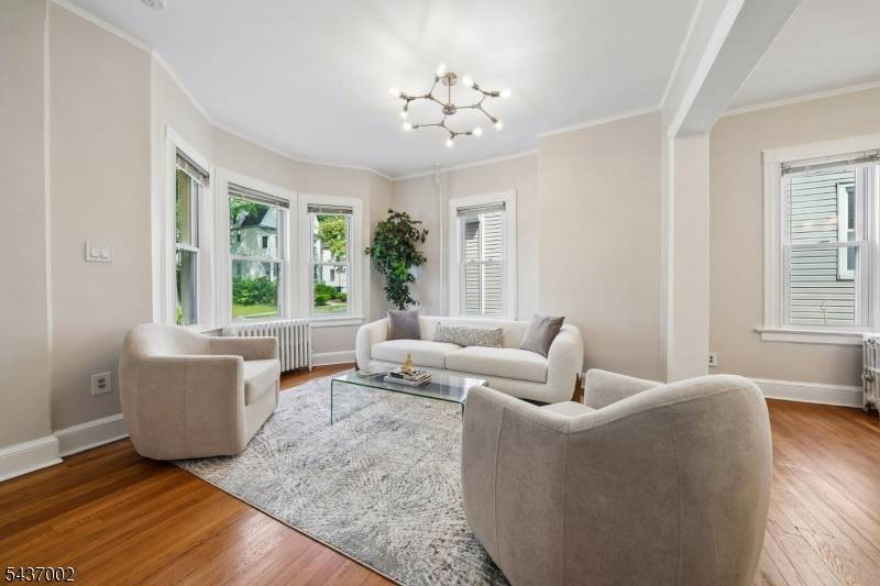 64 Arnold Ter, South Orange Village Twp., NJ 07079
