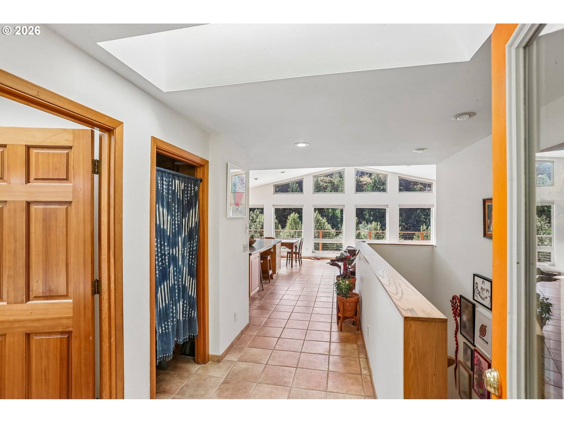 331 LAKEVIEW RD, White Salmon, WA 98672