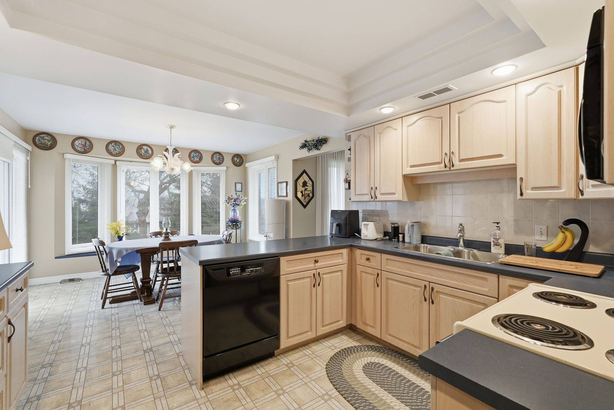 711 21st A AVE, Hanover, ON N4N 3M2