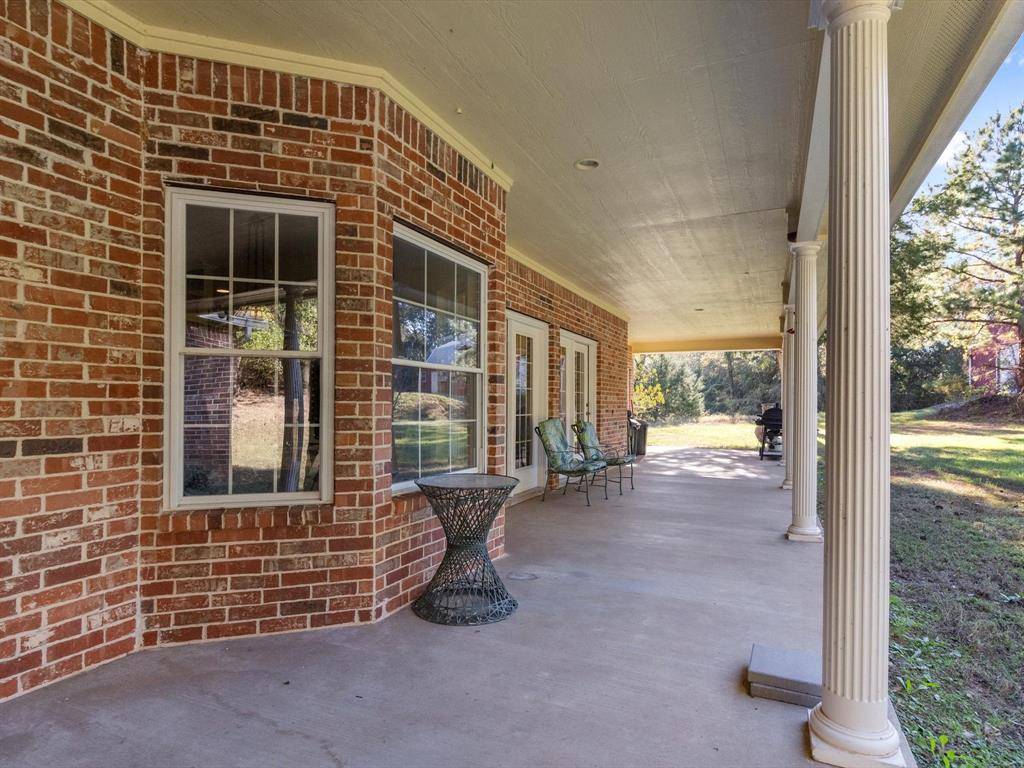 20941 Fm 16 W, Lindale, TX 75771