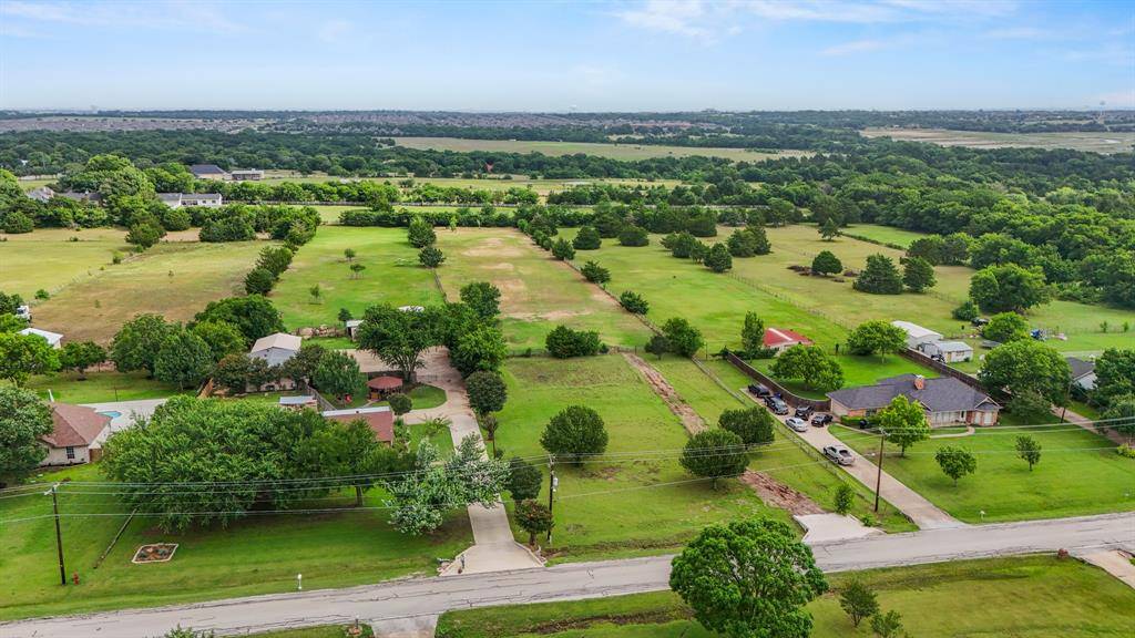 222 Lariat Trail, Ovilla, TX 75154