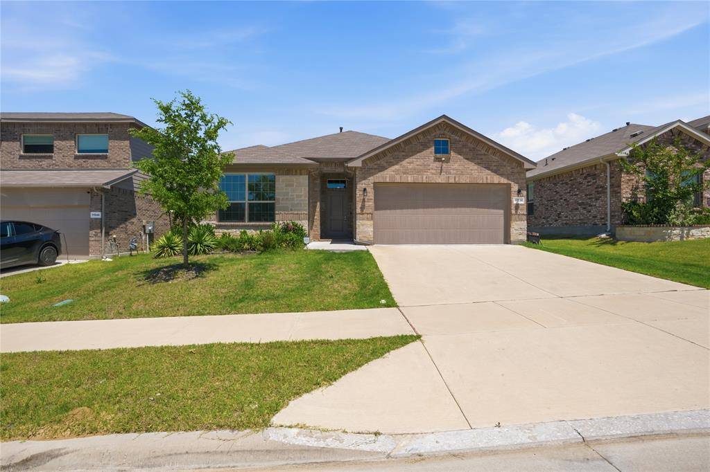 11536 Harp Lane, Fort Worth, TX 76052