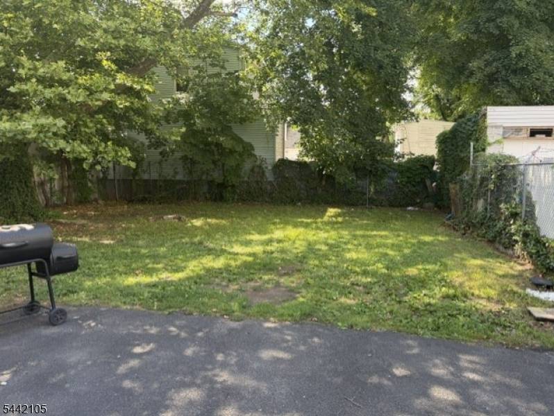 105 Western Pkwy, Irvington Twp., NJ 07111