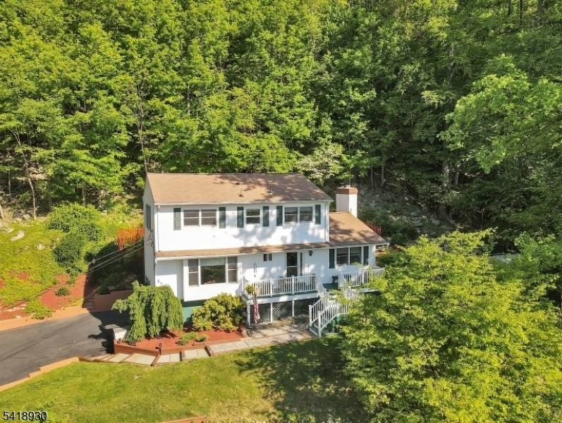 629 W Shore Trl, Sparta Twp., NJ 07871