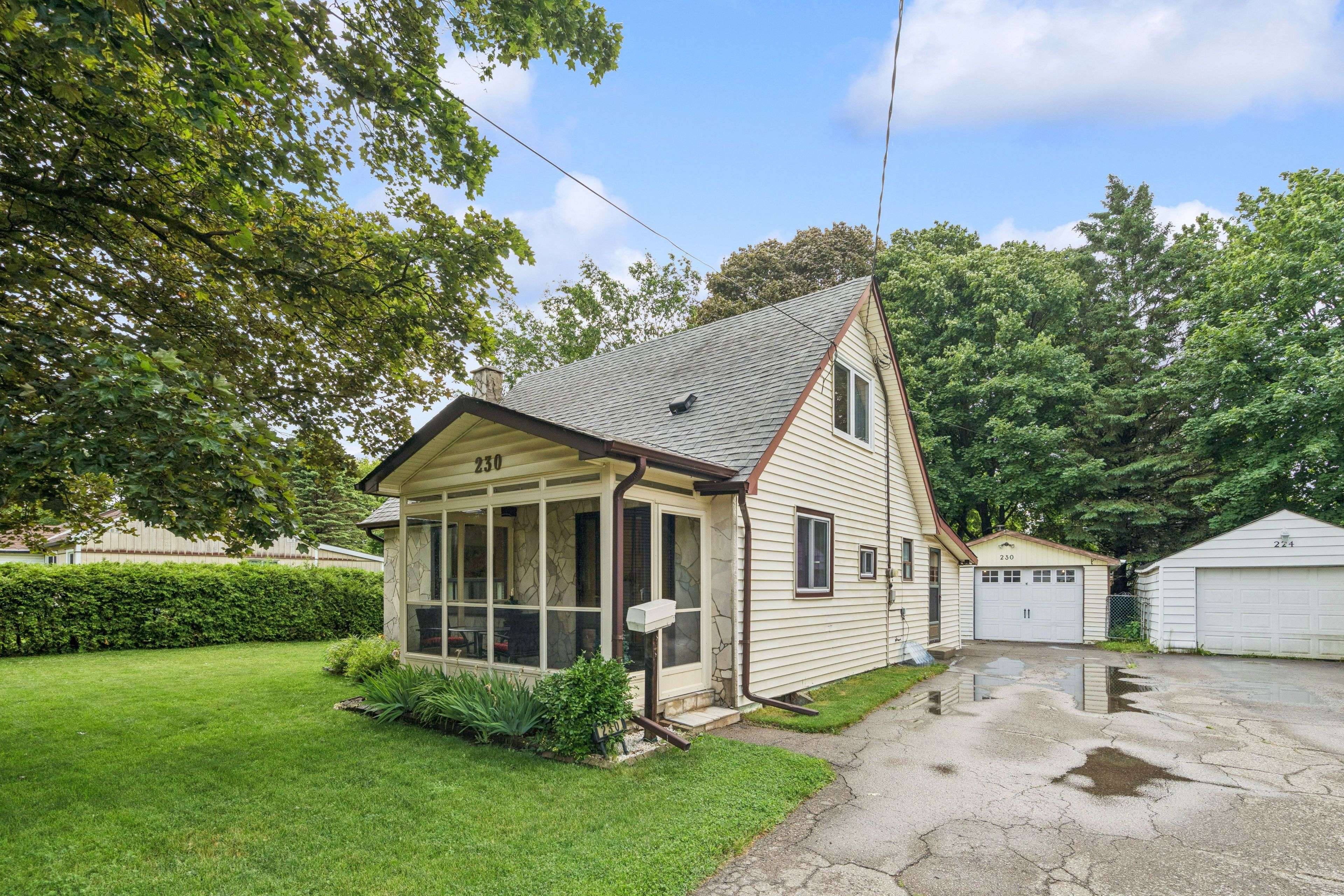 230 Mason BLVD, Halton Hills, ON L7J 1A8