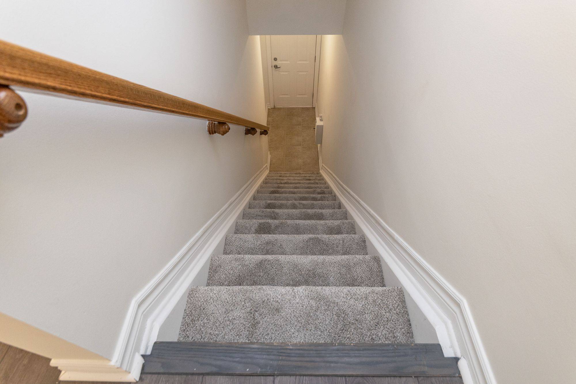 573B Chapman Mills DR, Barrhaven, ON K2J 5T2