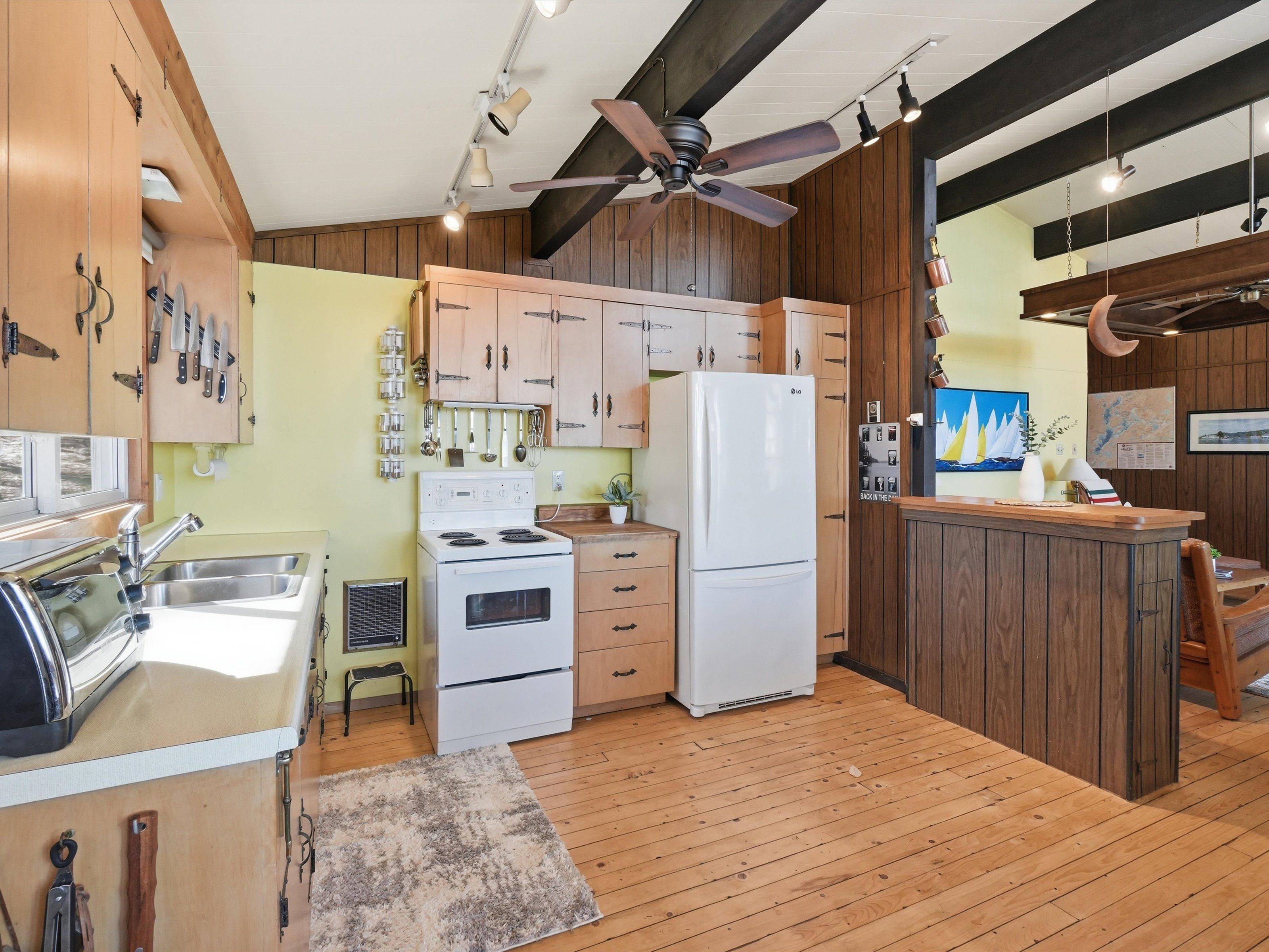 1087 Glenmount RD, Lake Of Bays, ON P0B 1A0