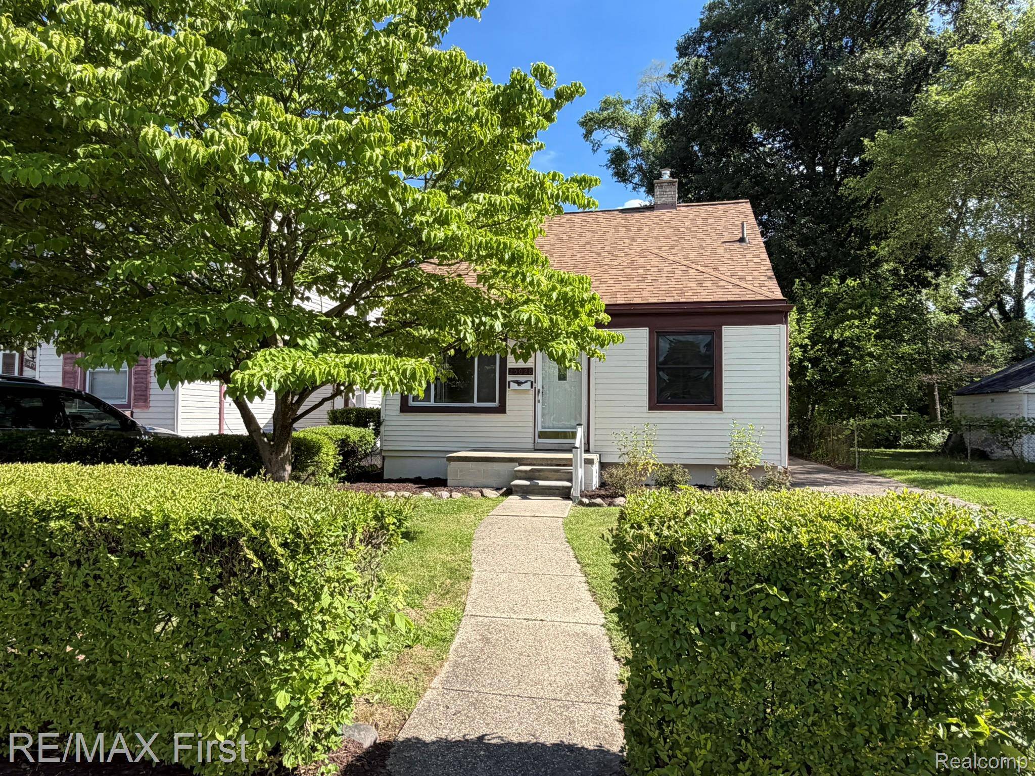 25028 Midland, Redford Charter Township, MI 48239