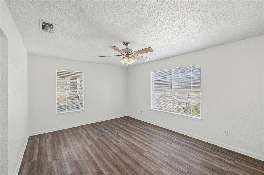 500 Hwy 22, Meridian, TX 76665