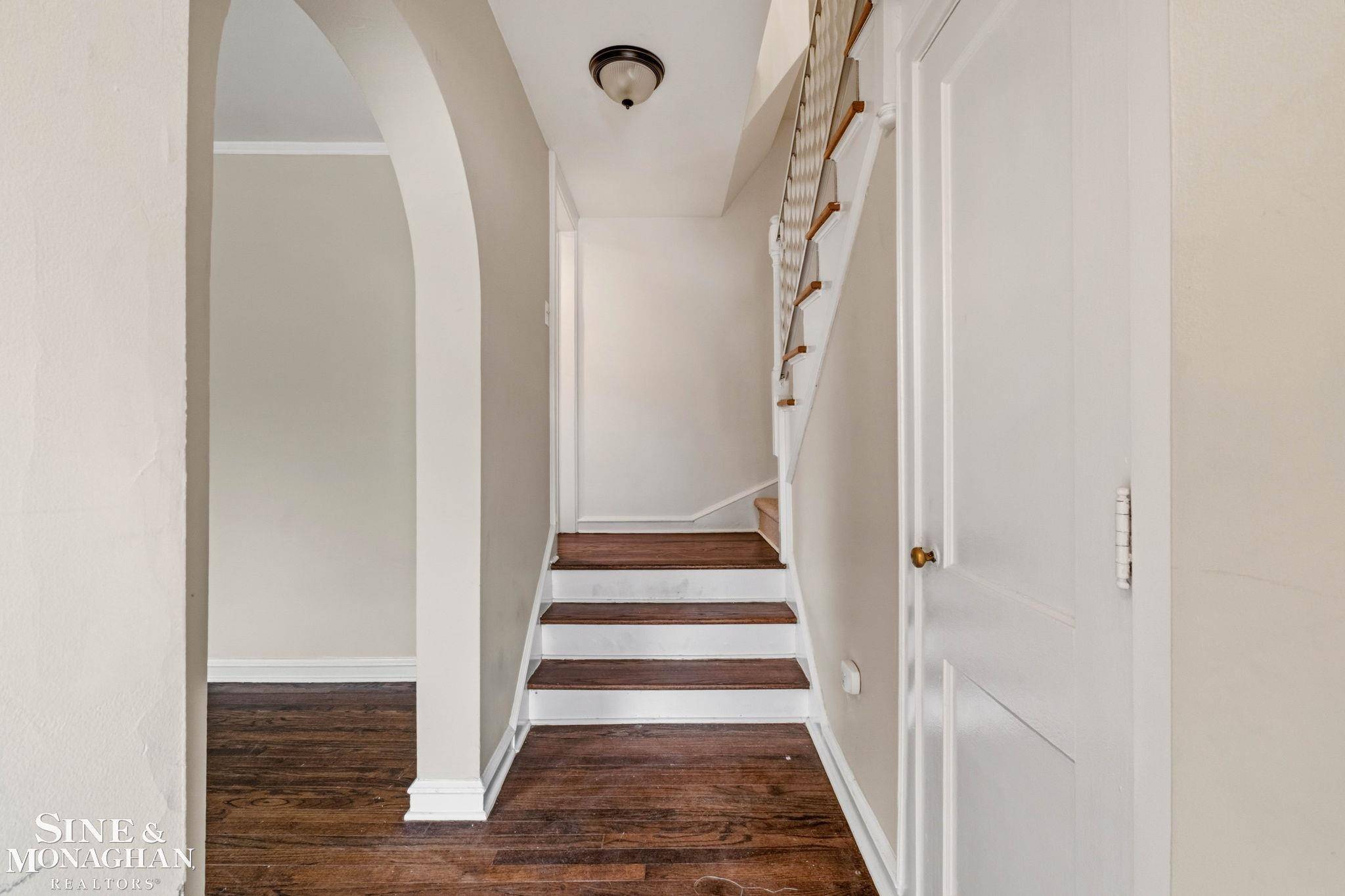 377 Rivard BLVD, Grosse Pointe, MI 48230