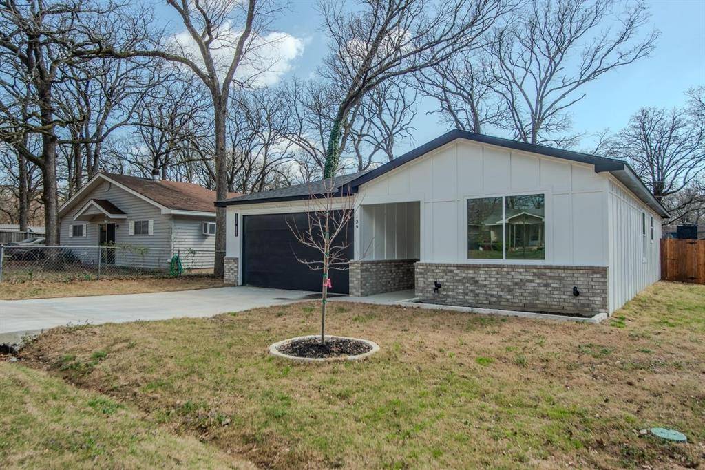139 Forest Oaks Drive, Gun Barrel City, TX 75156