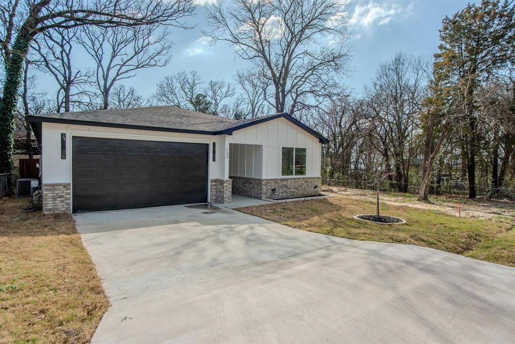 139 Forest Oaks Drive, Gun Barrel City, TX 75156