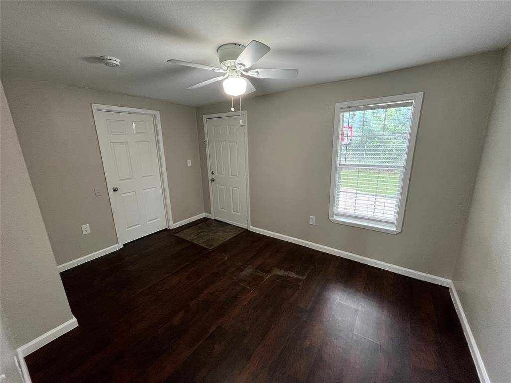 9558 Rylie Crest Drive, Dallas, TX 75217