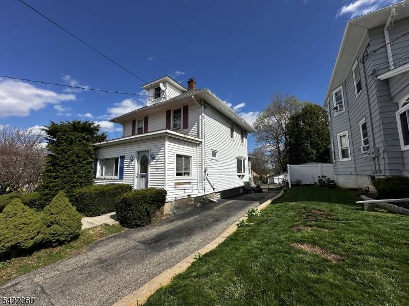 126 Bartholdi Ave, Butler Boro, NJ 07405