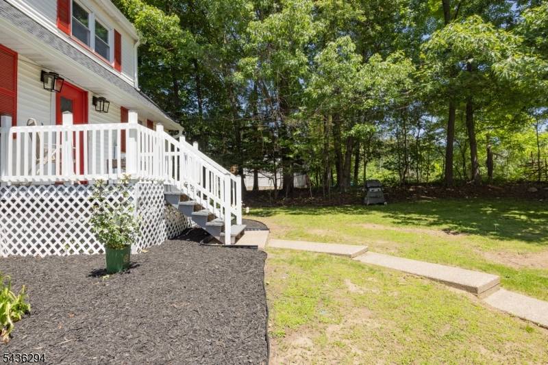 39 Broadway, West Milford Twp., NJ 07480