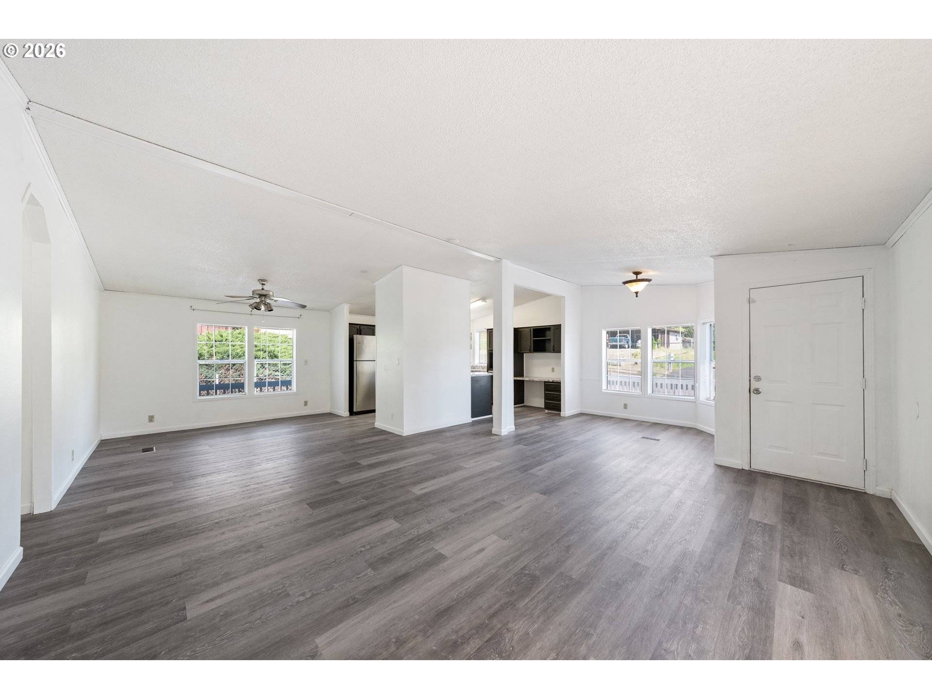 124 NW TRUST ST, Roseburg, OR 97471