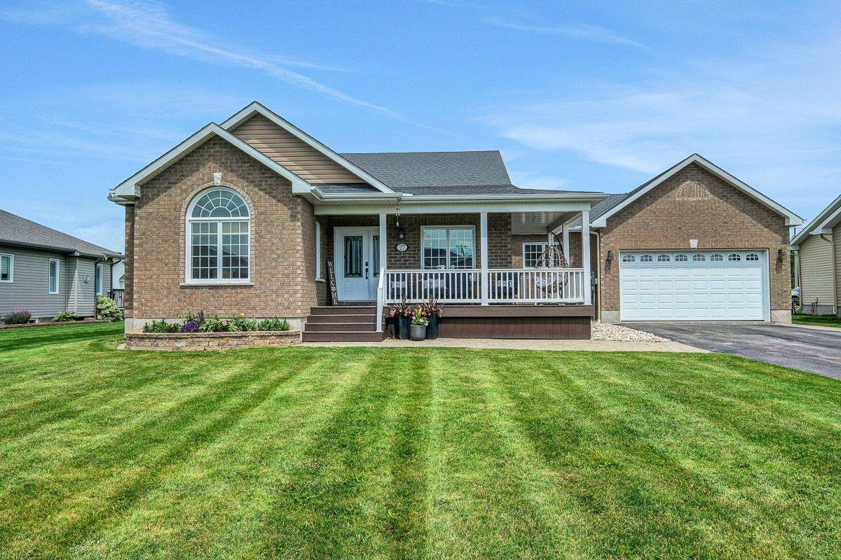 27 Christie LN, North Dundas, ON K0C 2K0