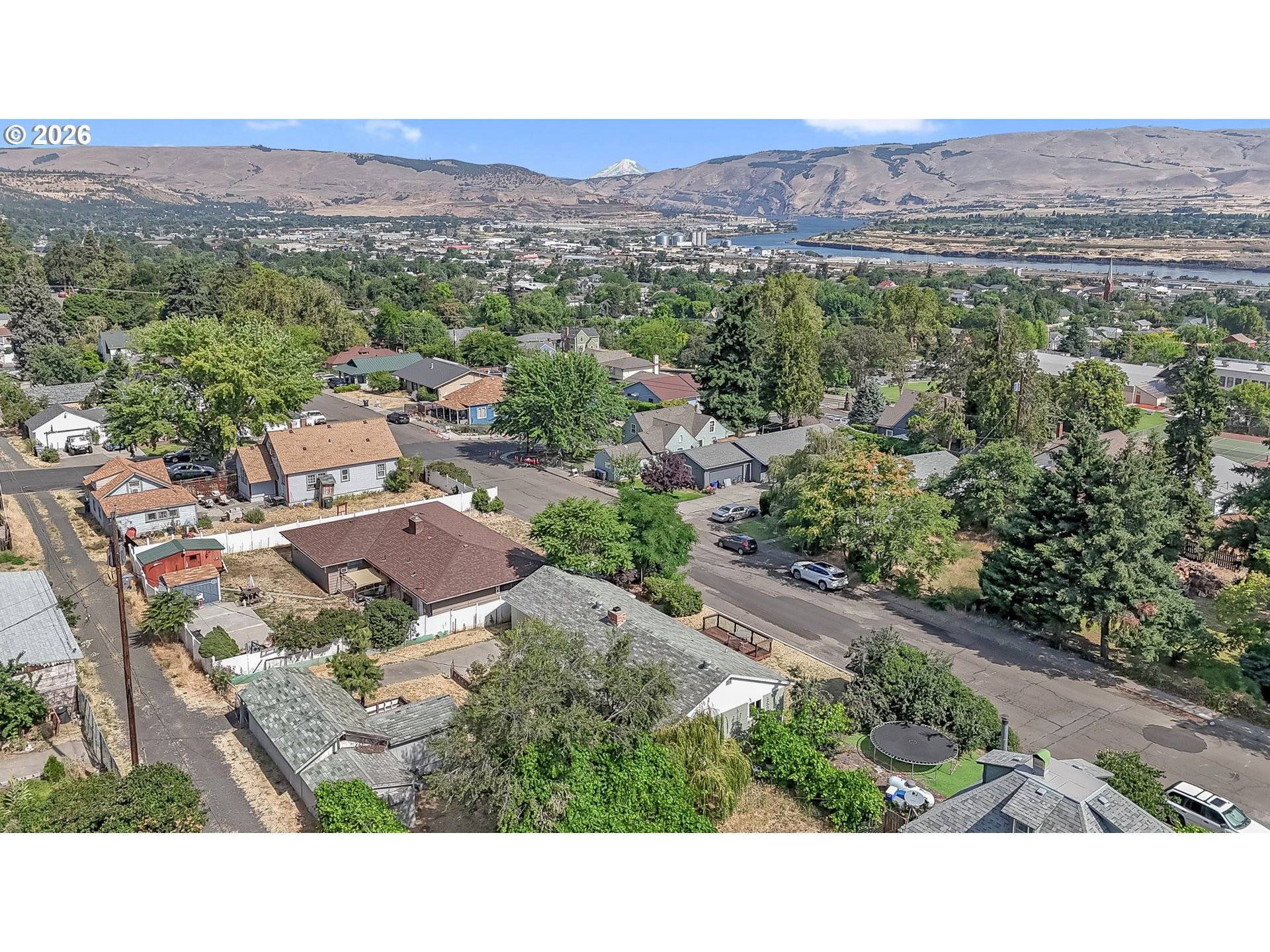 214 E 13TH ST, The Dalles, OR 97058