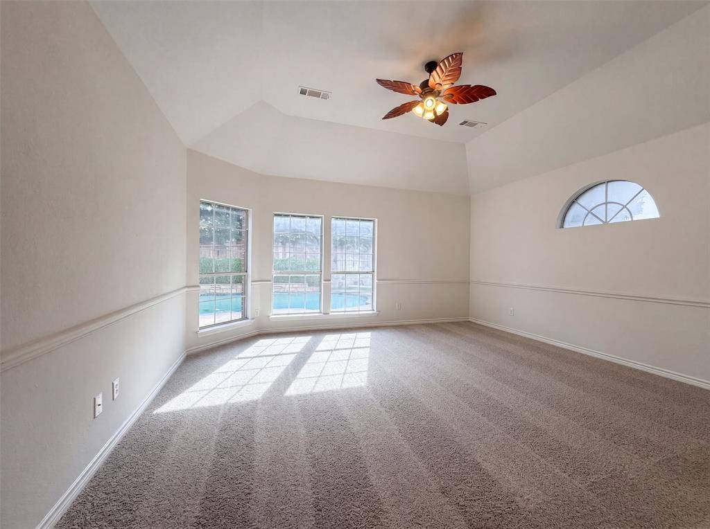 3014 Saint Amanda Drive, Mansfield, TX 76063